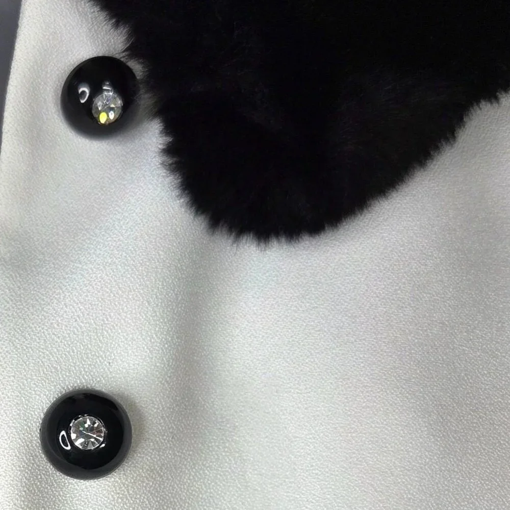 Maggie Barnes Womens White Coat With Black Faux Fur Trim Rhinestone 18W - Picture 6 of 9
